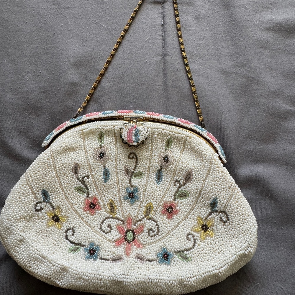 Vintage floral beaded clutch purse